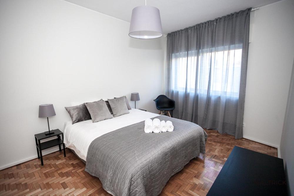 פורטו Downtown 3 Bedroom With Balcony - Quiet Street - Family Friendly - Groups מראה חיצוני תמונה