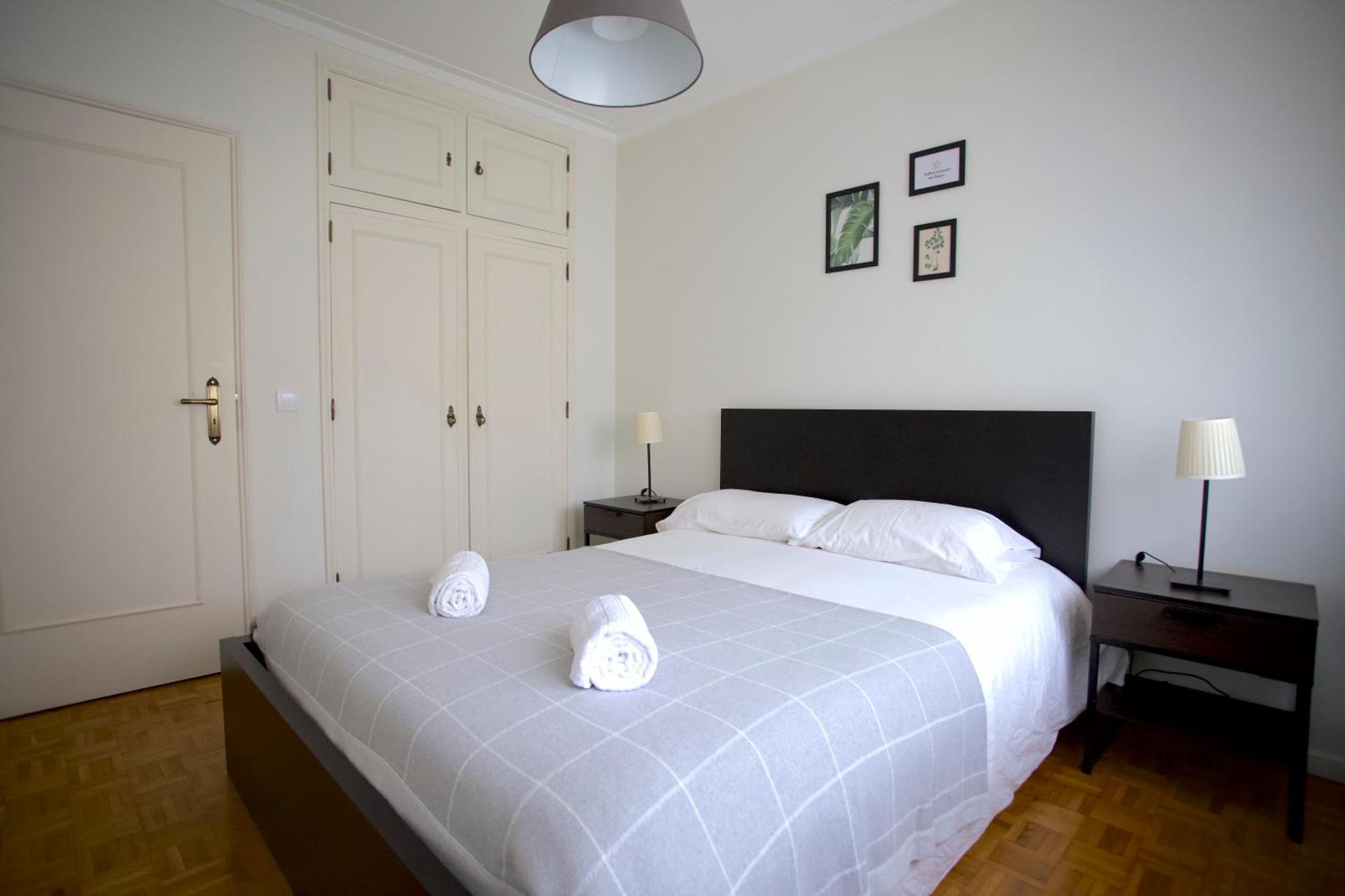 פורטו Downtown 3 Bedroom With Balcony - Quiet Street - Family Friendly - Groups מראה חיצוני תמונה