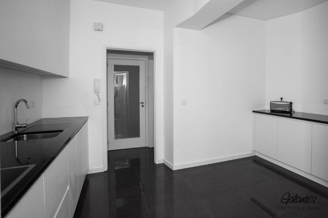 פורטו Downtown 3 Bedroom With Balcony - Quiet Street - Family Friendly - Groups מראה חיצוני תמונה